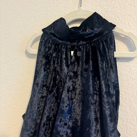 CENTRAL PARK WEST REVOLVE Ocean Drive Velvet Keyhole Bodysuit Midnight N… - Picture 14 of 14